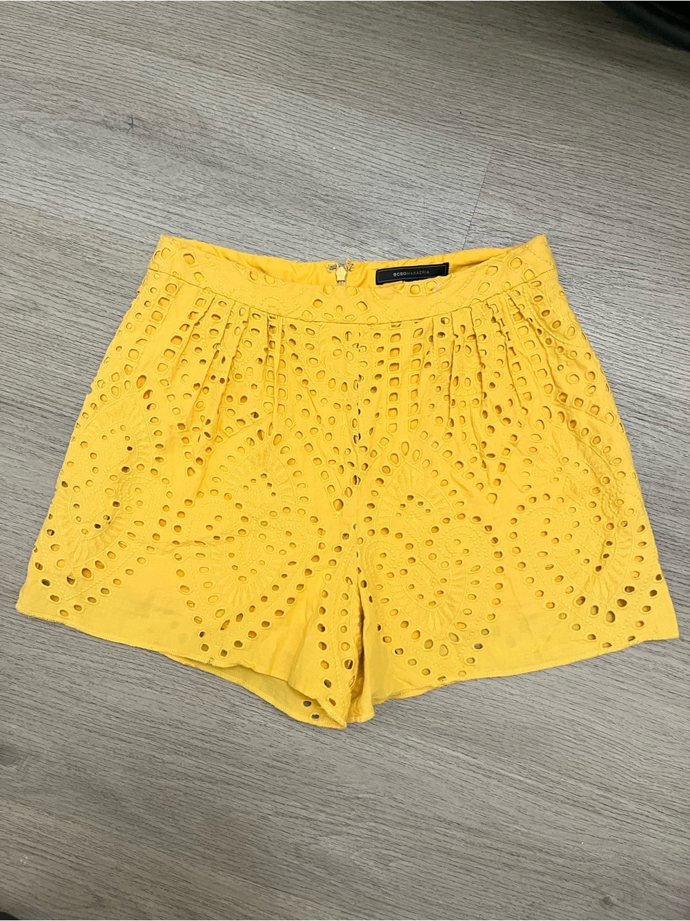 BCBGMaxAzria Bright Yellow Eyelet High-Waist Summer Shorts Small